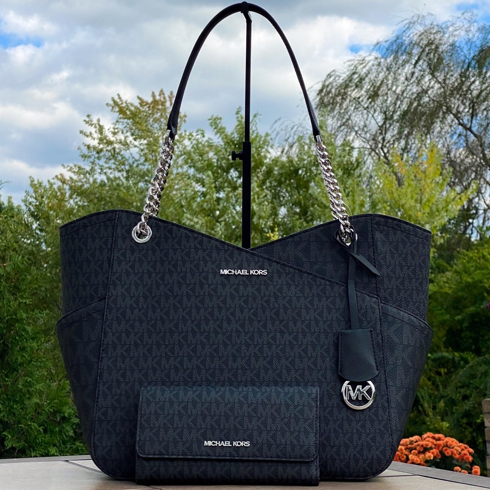 NWT Michael Kors Jet Set Chain Shoulder Tote & Wallet Set